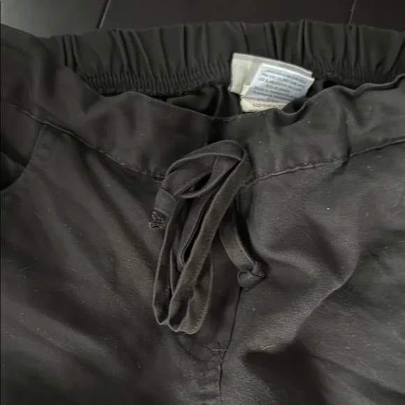 Grey's Anatomy XS Black scrub pants Set of 2! - Picture 5 of 11